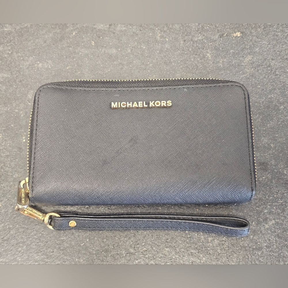 Michael Kors Black Wristlet Wallet
